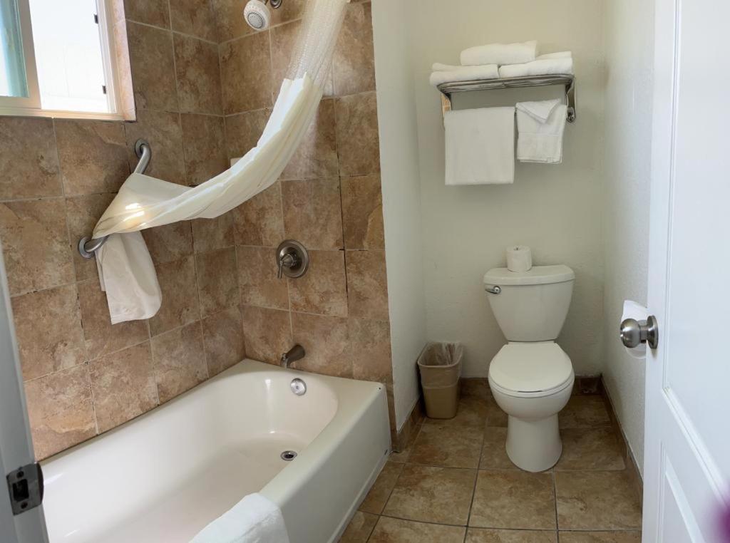 Motel Ocean Palms 2*